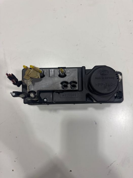 Bomba de vacuo/fecho central Mercedes W210 E200/220/250/300/320
