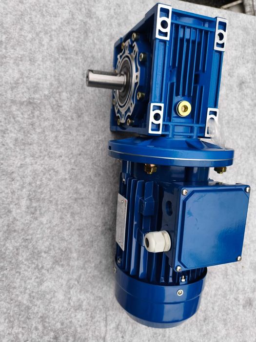 Silnik elektryczny 2,2Kw z przekładnią motoreduktor przekładnia