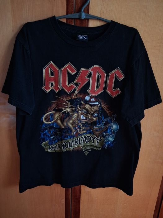 Футболка гурту AC/DC