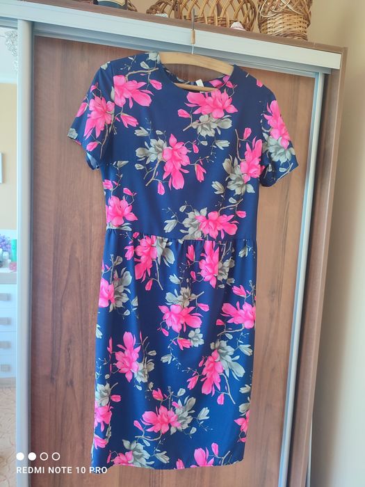 Плаття синє з квітами