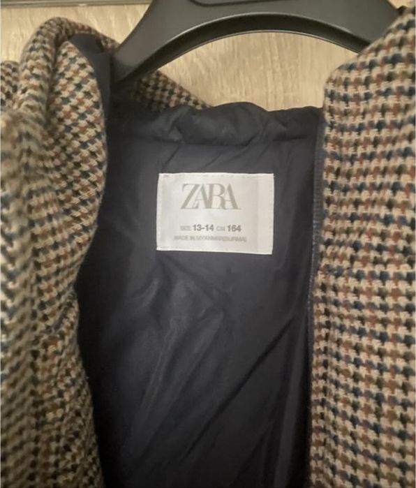 Пальто на дівчинку Zara