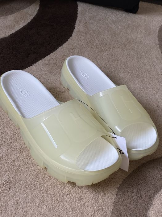 Шлёпки ugg прозрачные
