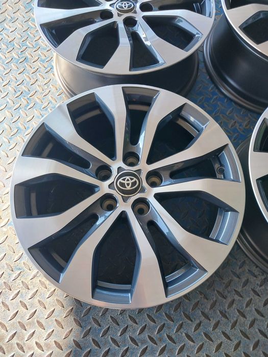 Nowe Alufelgi 17 Toyota Avensis, Auris, Corolla, Rav 4
