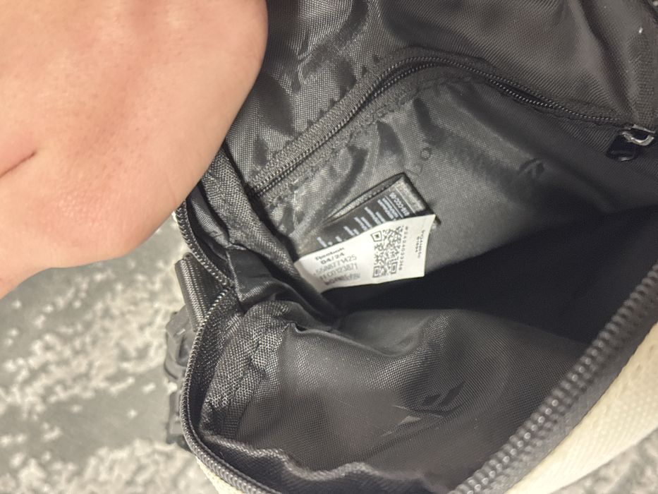 Сумочка Reebok на продажі