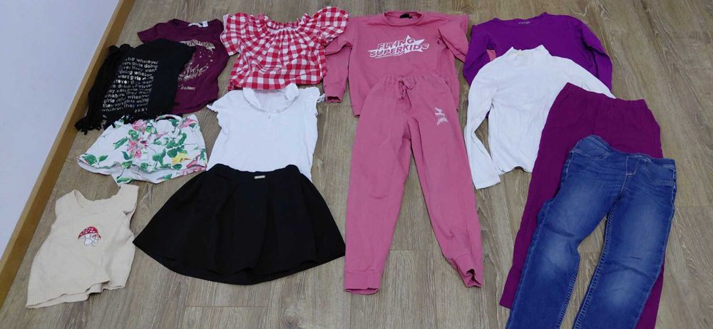 Paka ubrań dla dziewczynki 134 - galowe,Hummel,codzienne