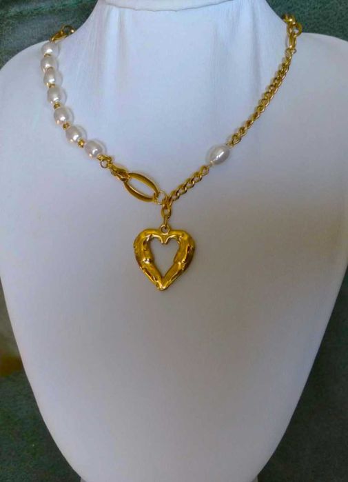 Colar Aço Duplo c/ Coranção e Perolas NOVO