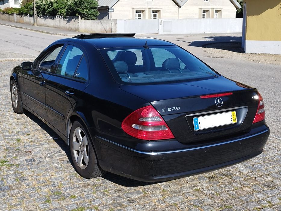 Mercedes Benz E220 CDI Junho 2007