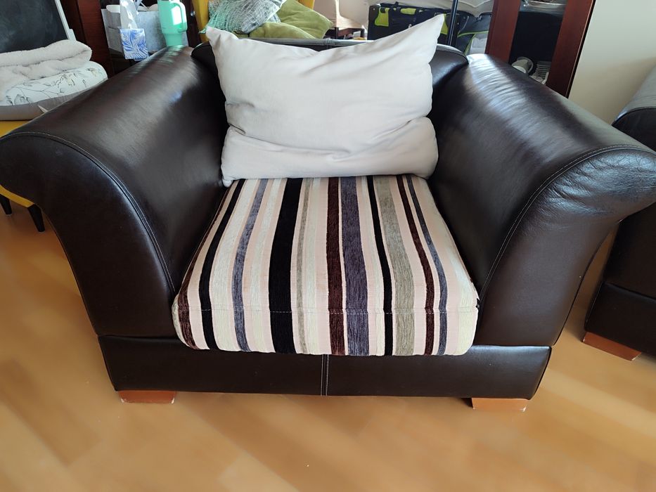 Sofa + 2 fotele – eko skóra, bardzo dobry stan