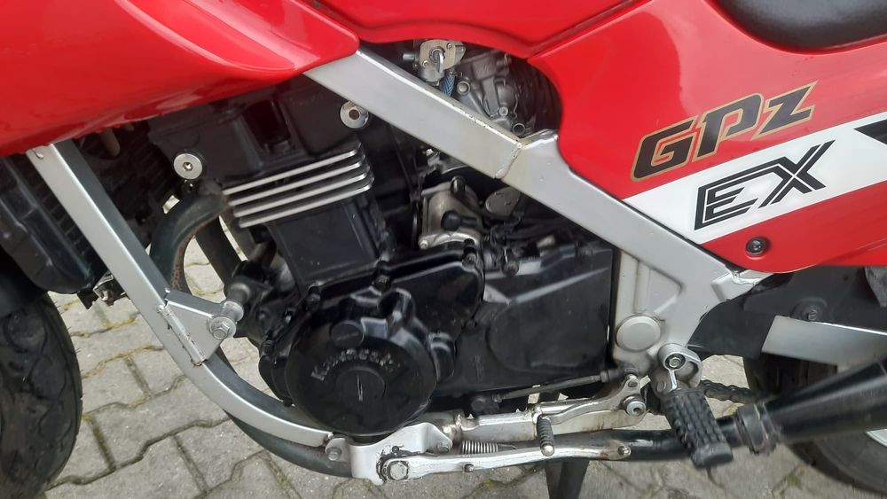 Kawasaki gpz 500