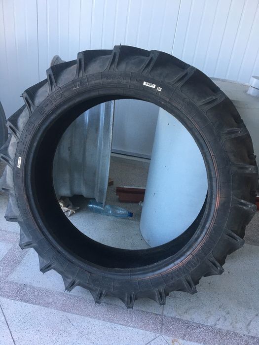 Продам колесо Т-25 з диском,резину,диски.