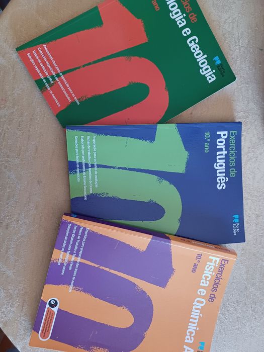 Exercícios de Física e Química, biologia e geologia, matemática 10 ano (novos)