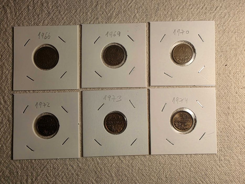 6 moedas de 20 centavos com várias datas