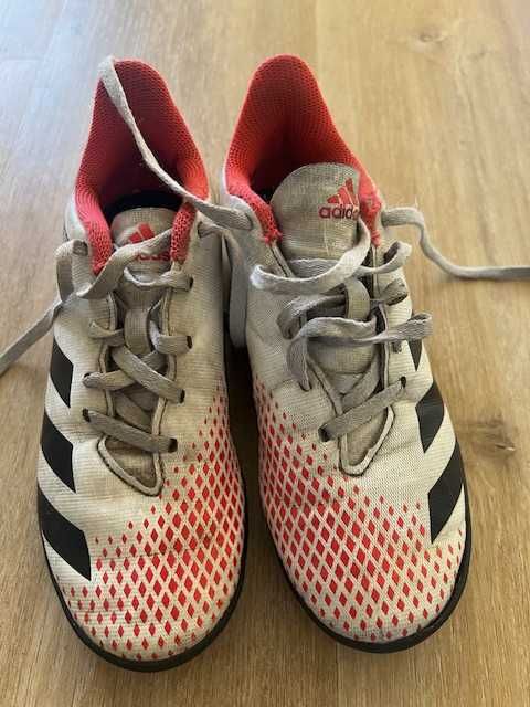 Adidas Predator buty piłkarskie, szutrówki, rozm 33