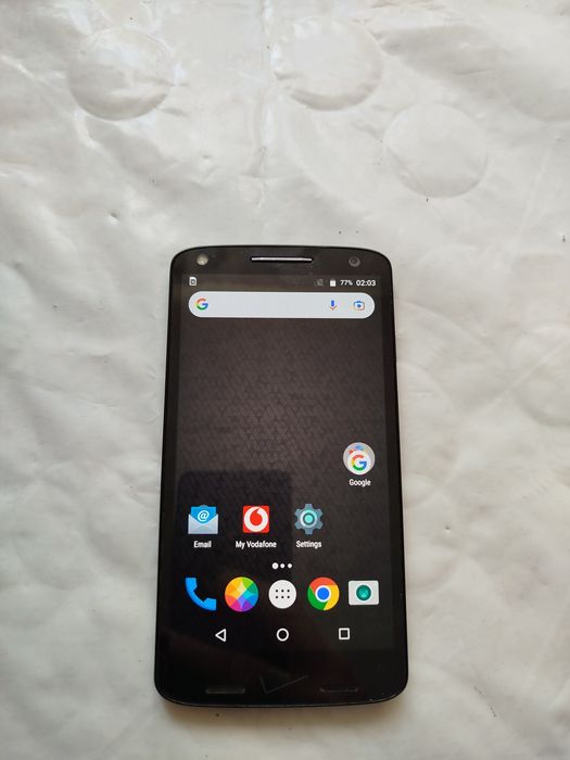 Мобильный телефон Моторола дроид турбо 2