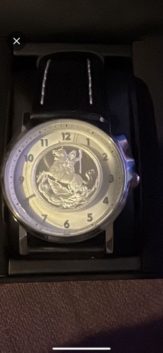 Relógio   com certificado e número de série só foram feitos 5000