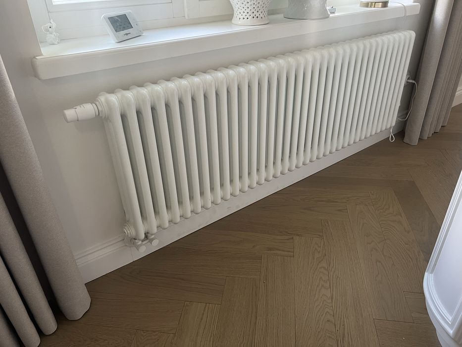Nowy żeliwny grzejnik dekoracyjny IRSAP TESI 175x67 cm biały – premium, nieużywany klasyczny styl francuski