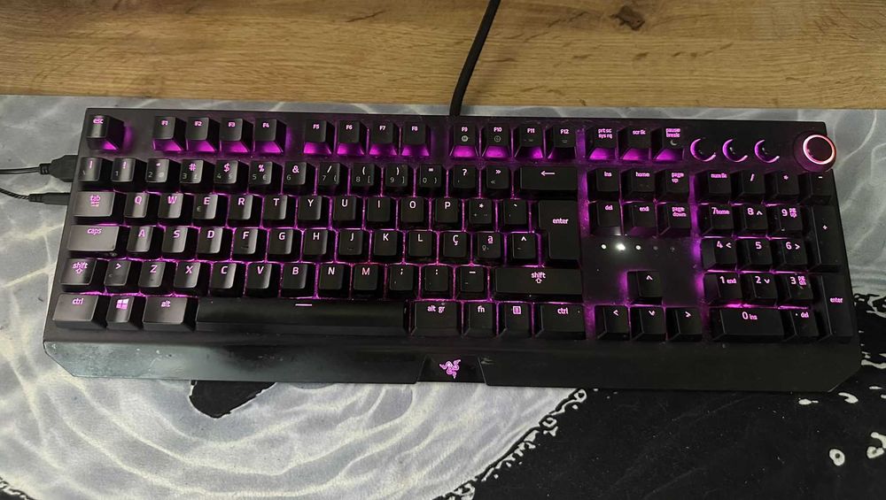 Razer BlackWidow Elite - Teclado Mecânico Gaming