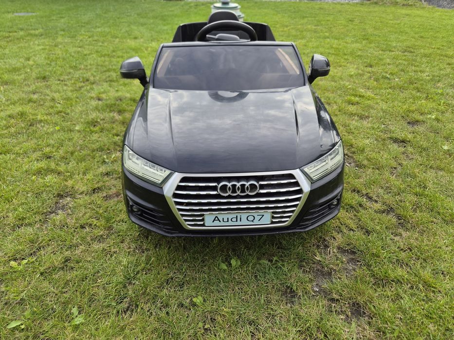 Samochód elektryczny Audi Q7 dla dziecka – NOWY AKUMULATOR