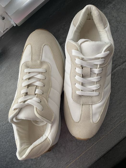 Продам кроссовки.    .