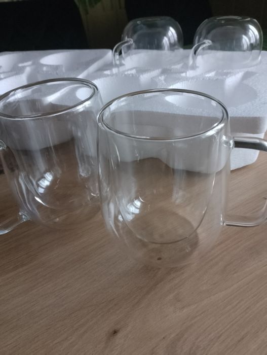 Szklanki termiczne z podwjną ścianą nowe