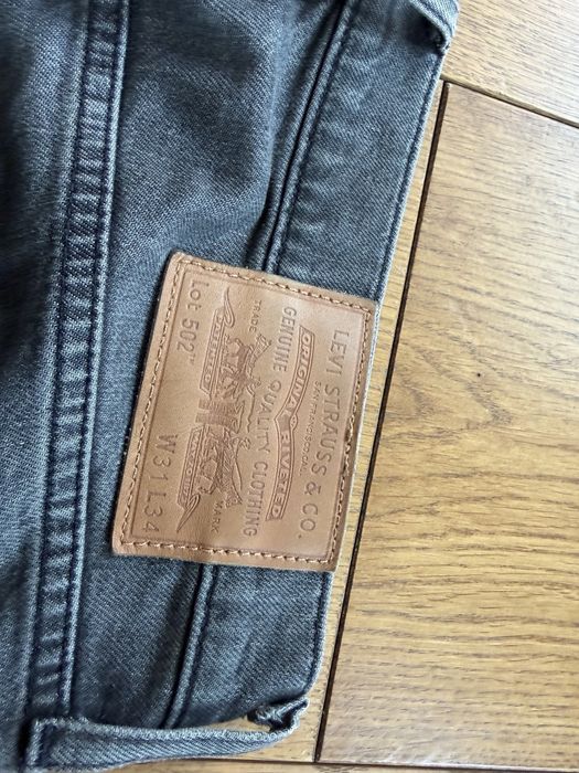 Сірі джинси Levi’s 502, 31*34