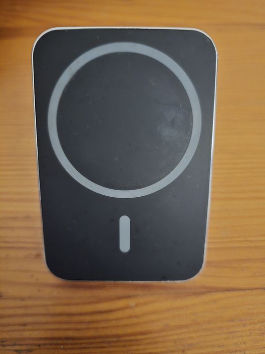 Ładowarka Mag Safe samochód iPhone