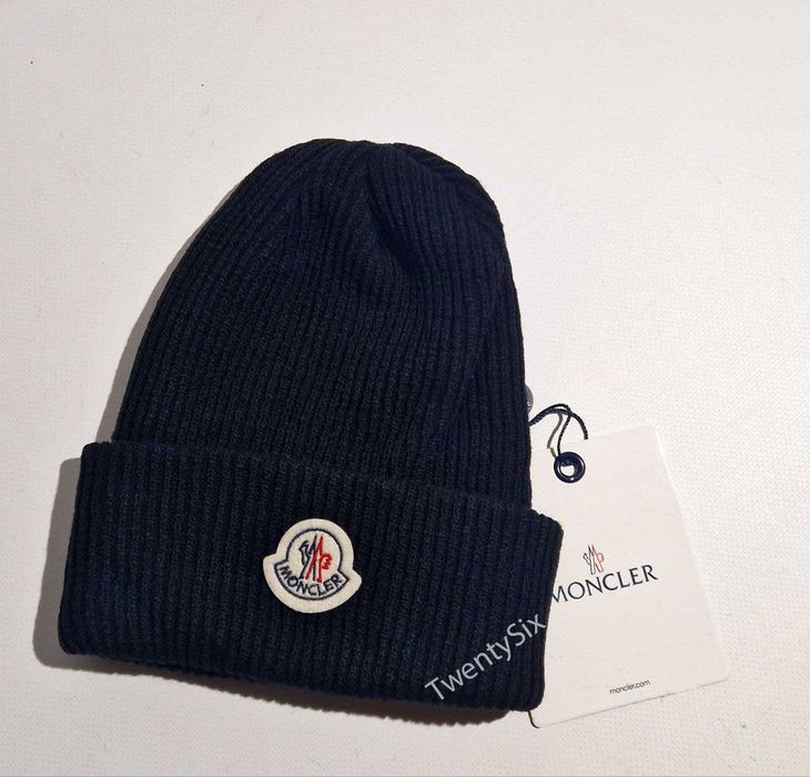 Шапка Moncler Шапка теплая Шапка зимняя