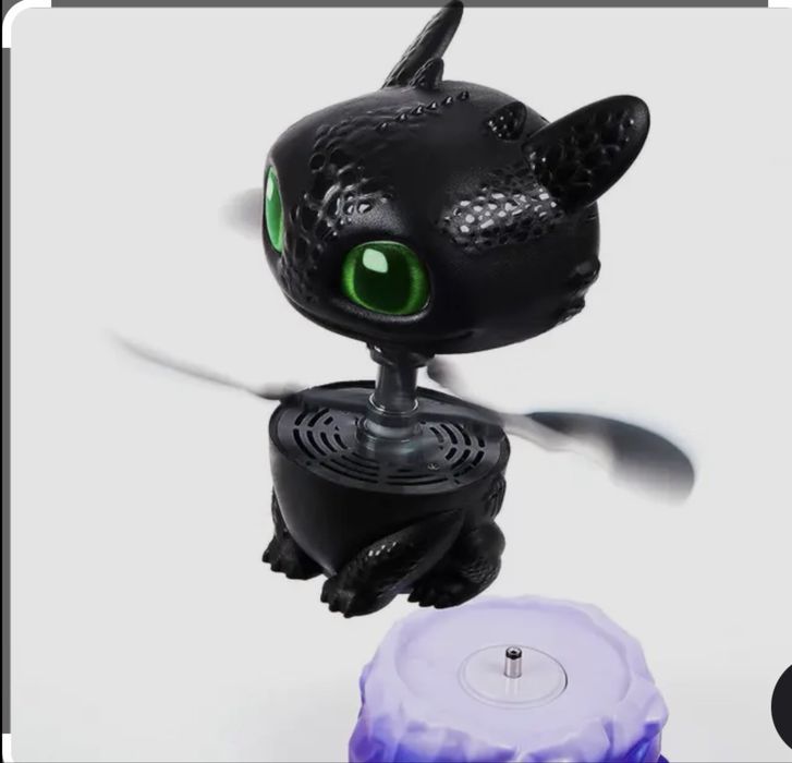 Інтерактивна іграшка Беззубік Dreamworks Dragons Flying Inter Dragon