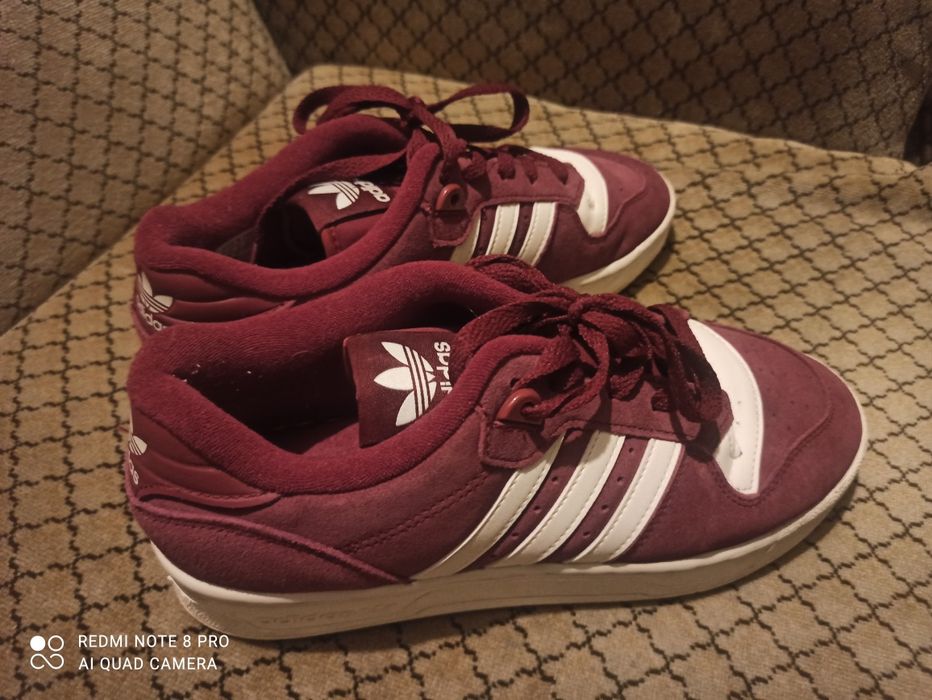 Sapatilhas Adidas Rivalry Low 42