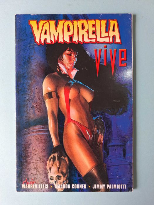 Vampirella Vive - Warren Ellis, Amanda Conner, Jimmy Palmiotti - Ed. Devir