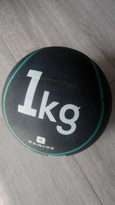 Piłka lekarska 1kg Domyos