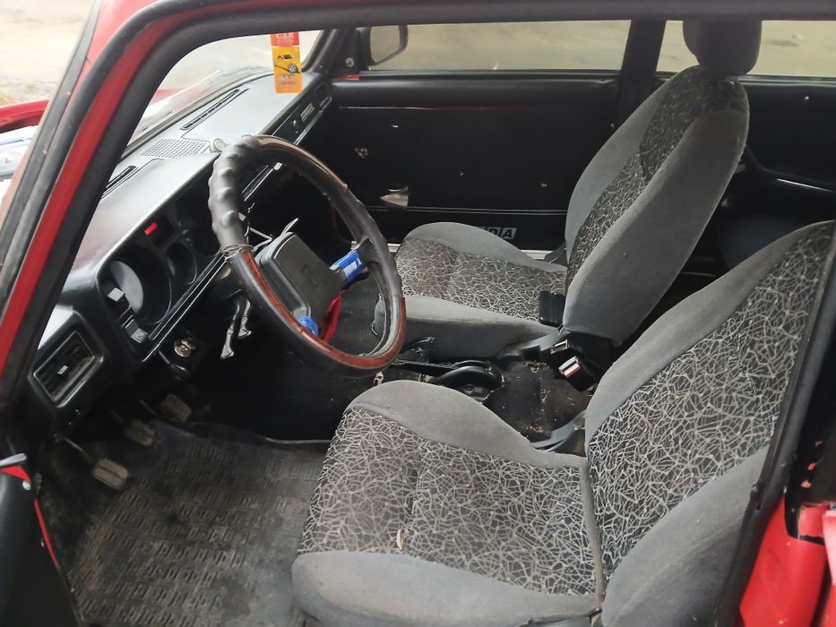 Ваз 2105 продам кузов ходова гарному  стані треба робити мотор