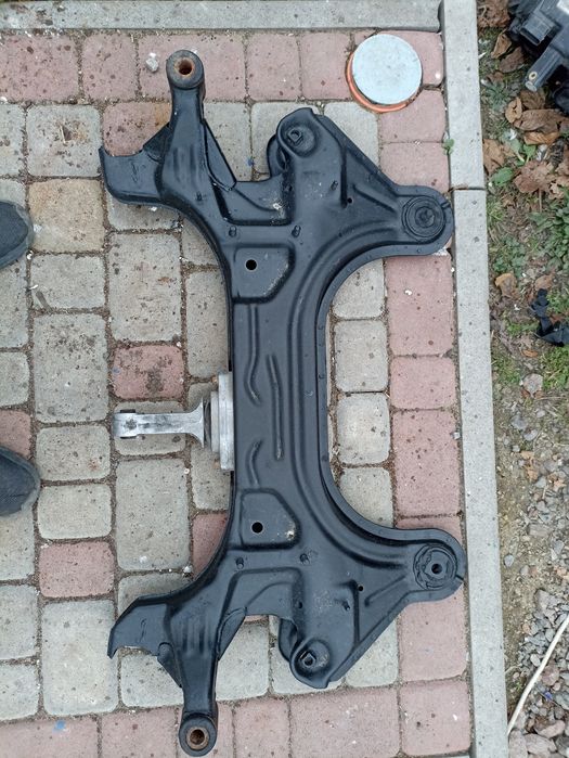 шевроле авеот200,250,255 передня балка