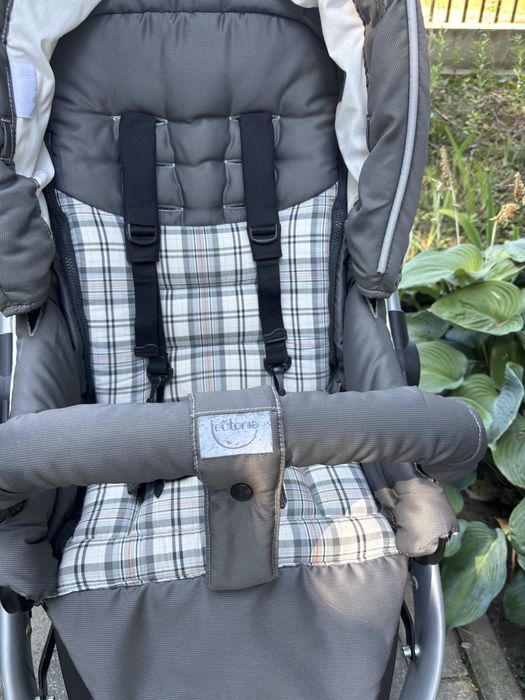 Teutonia Cosmo 11 4w1 – gondola, spacerówka, fotelik + ISOFIX, akcesoria