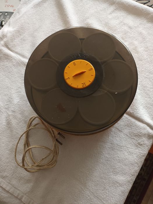 Iogurteira , 6 recipientes