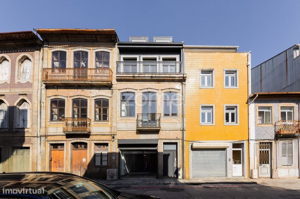 Apartamento T2+ 1 Duplex com Logradouro, Braga