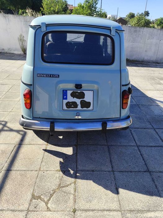 Renault 4L, restaurada