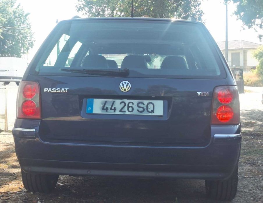 Marca:Volkswagen * Modelo Passat * Versão Hihgline 1.9 TDI * Novembro de 2001