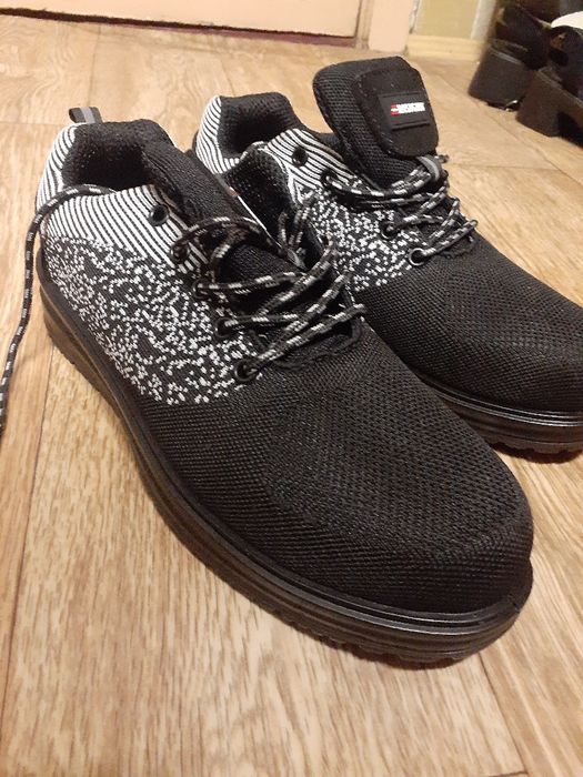 Спецвзуття, нове