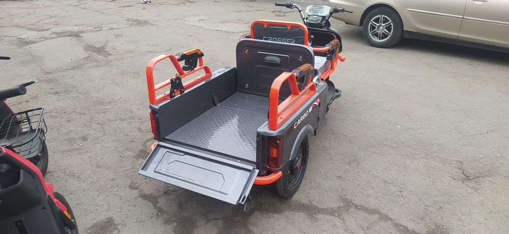 Електротрицикл  вантажопасажирський Crosser CARGO-10 (60V/32Ah/1000w)