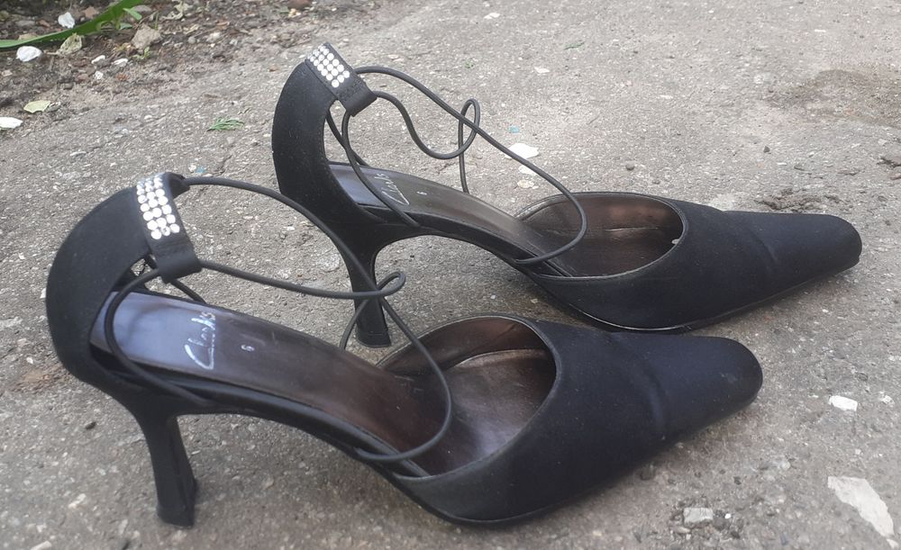 Элегантные туфли Clarks