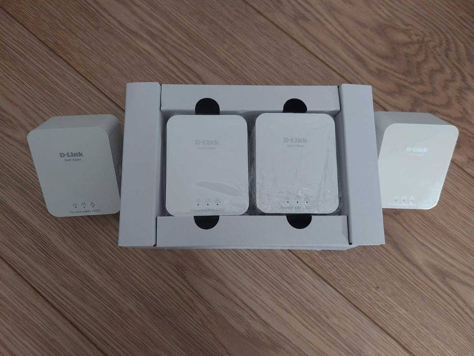 PowerLine D-Link DHP-701AV: 2 packages, 4 devices64585754654979120