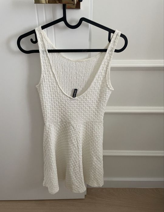 Biała, letnia sukienka H&M XS