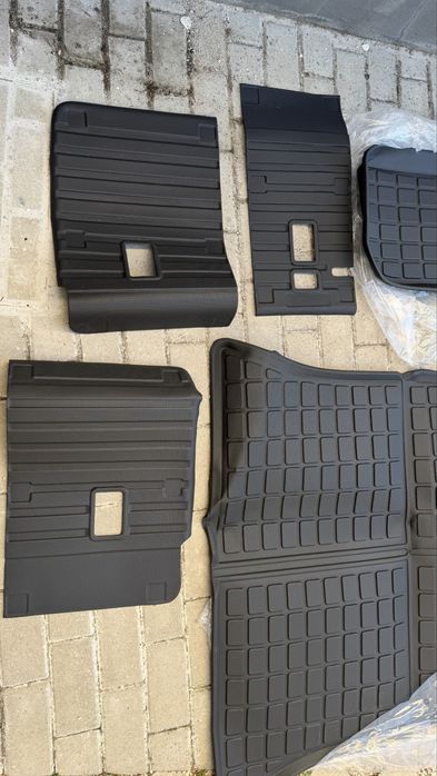 Conjunto Completo de Tapetes Premium 3D para Tesla Model Y