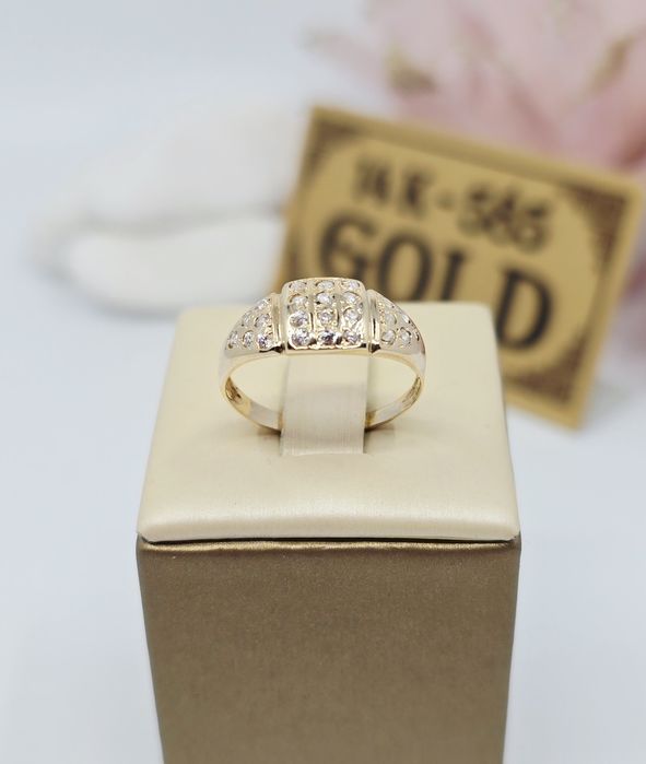 Złoty pierścionek z cyrkoniami próba 585 14k Używany