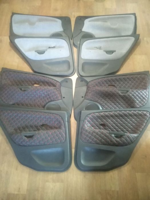 Продам дверні карти Мітсубісі Каризма рестайл