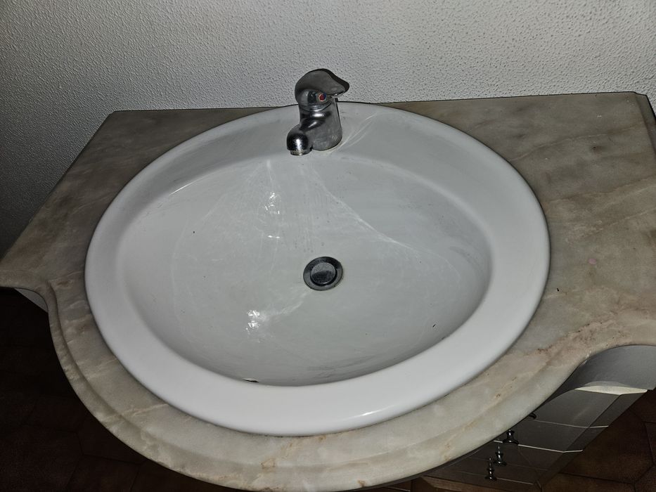 Móvel casa de banho