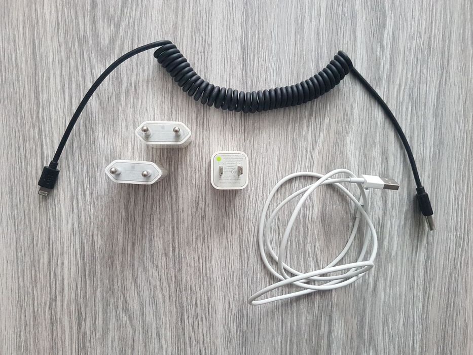 Полный комплект зарядного устройства для Айфон / iPhone - шнуры, блоки