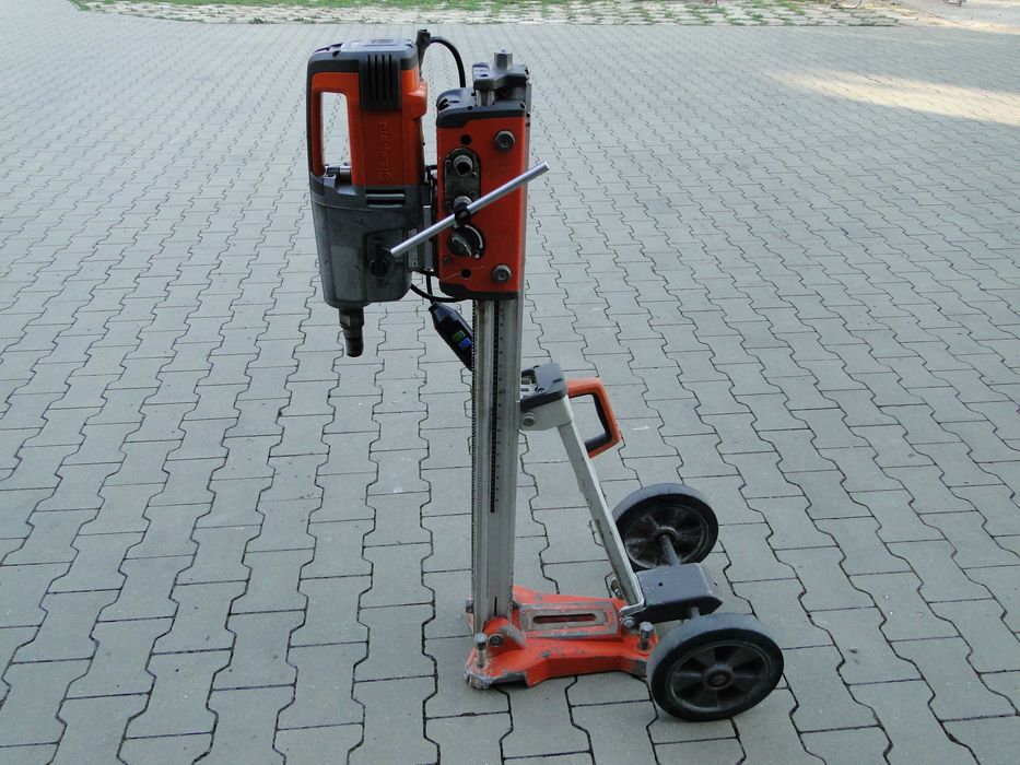 Wiertnica do betonu Otwornica HUSQVARNA DM 280 ZESTAW ze STATYWEM DUŻYM DS450 Profesjonalny model Mocna sprowadzona Germany