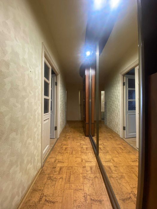 Аренда!3 комнаты!Центр!Средний этаж!